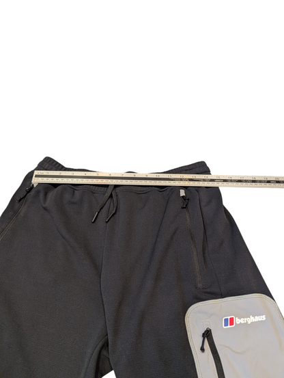 Mens Berghaus Size Medium Black Shorts