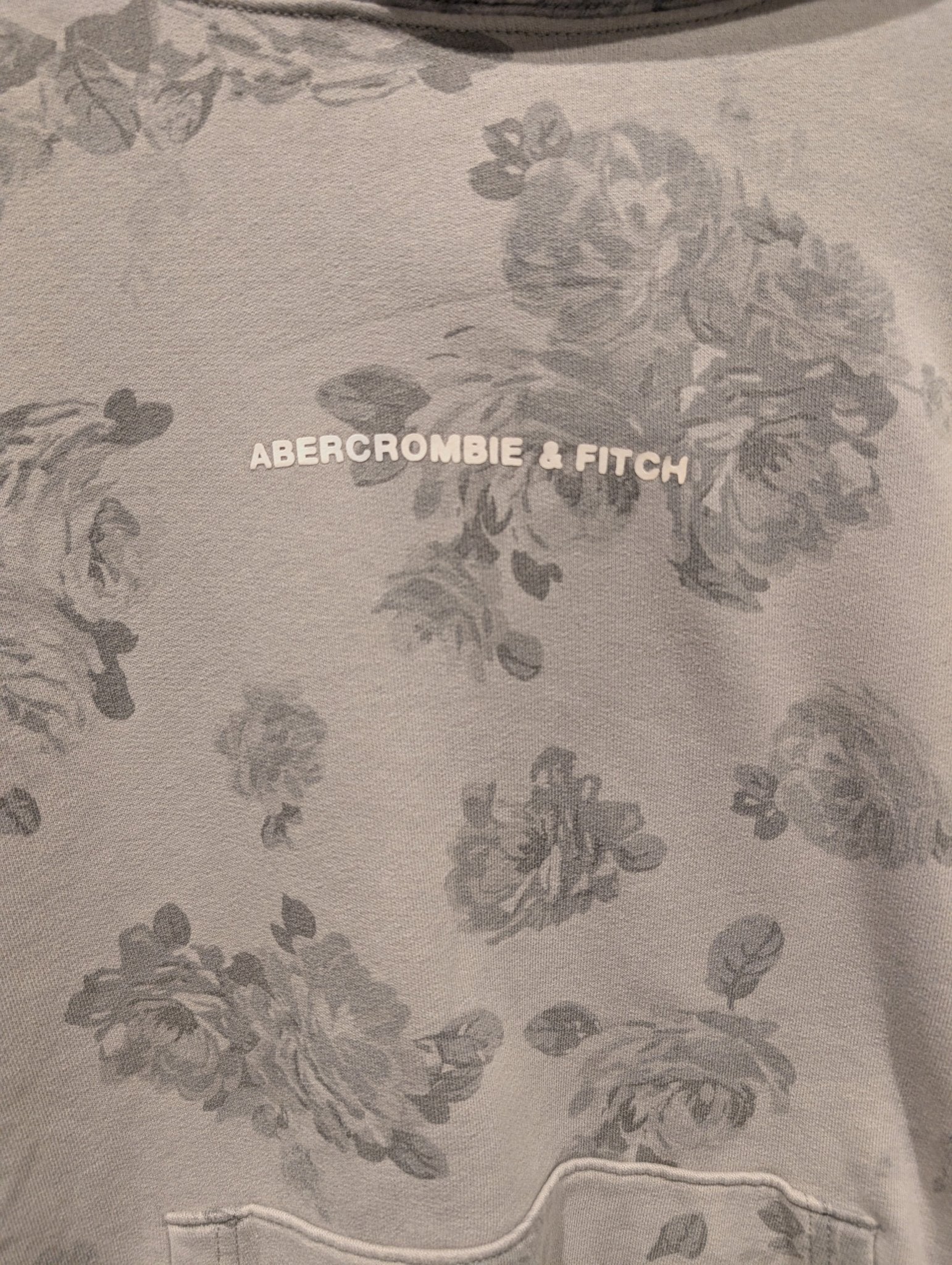 Abercrombie & Fitch Men's Floral Hoodie Size Medium - REWEAR CLUB