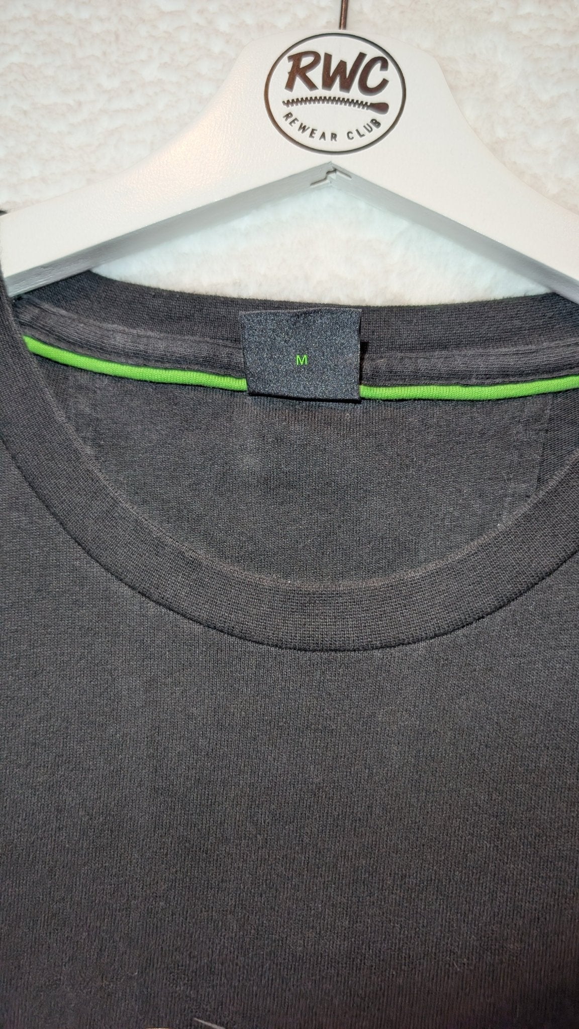 BOSS Dynamic Logo Print T-Shirt Black - REWEAR CLUB