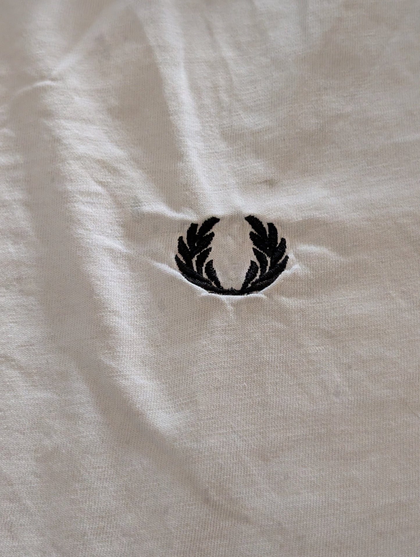 Fred Perry Cream T-Shirt - Mens XL - REWEAR CLUB