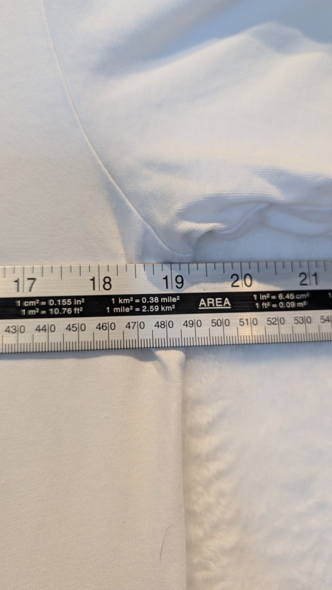 Nike 90's Turtle back print t-shirt White - REWEAR CLUB