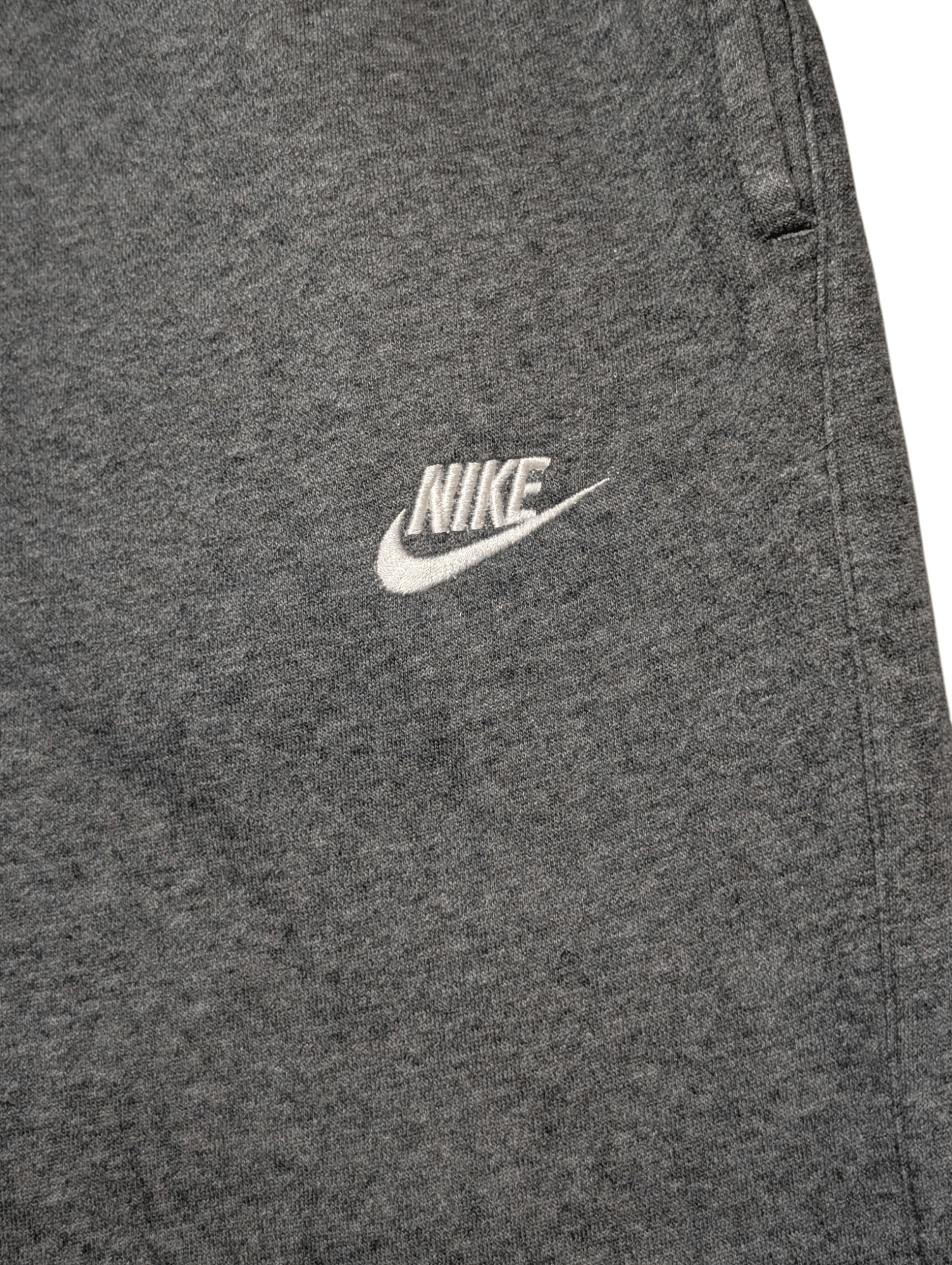 Nike Men's Soft Joggers Black Size Medium - REWEAR CLUB