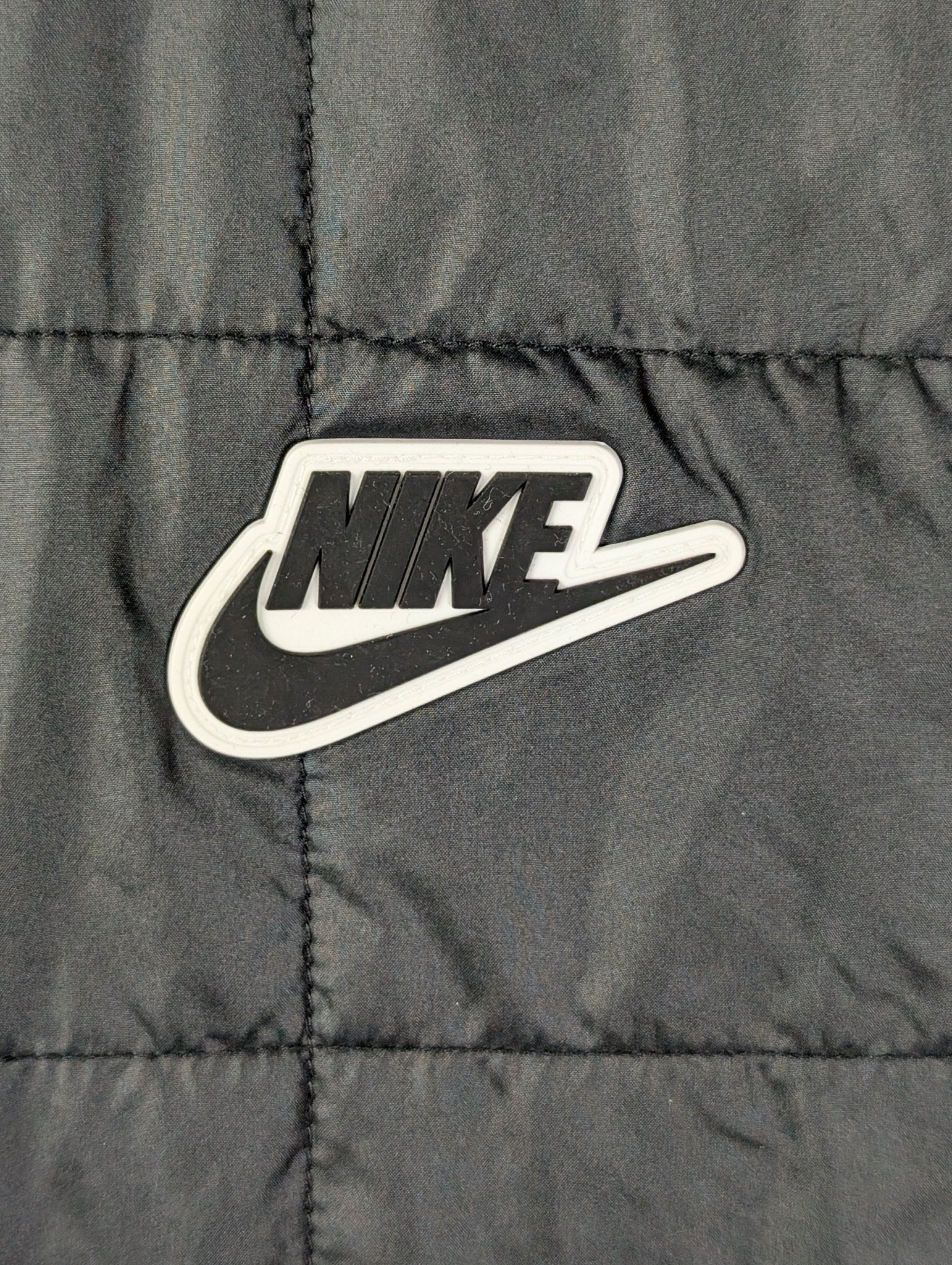 Nike Men's Sportswear Gilet Black Size Large - REWEAR CLUB