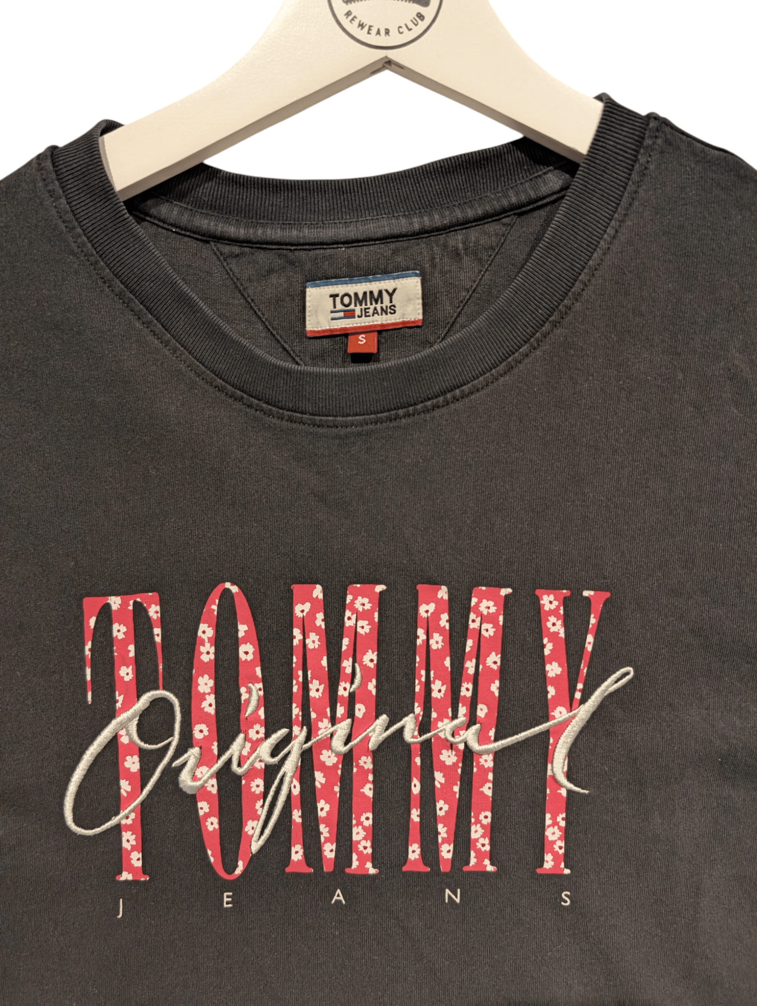 Tommy Hilfiger Jeans Women's Crop Tee Black Size Small - REWEAR CLUB